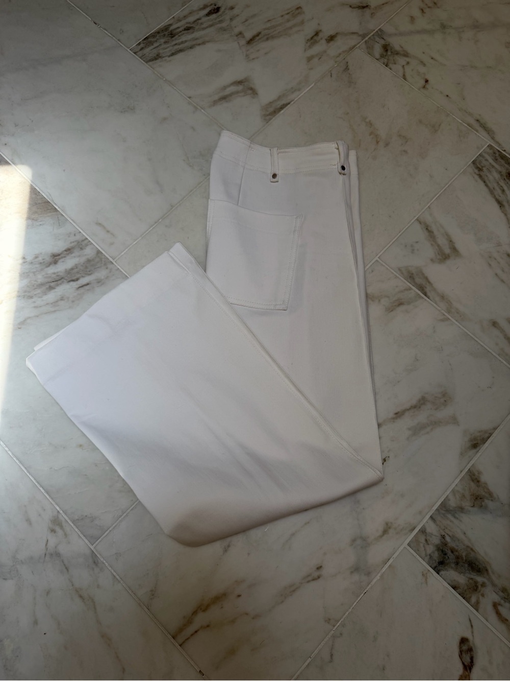 White Wide-Leg Pants with Patch Pocket